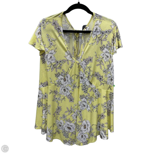 Blouse Short Sleeve By Clothes Mentor In Floral Print, Size: 1x
