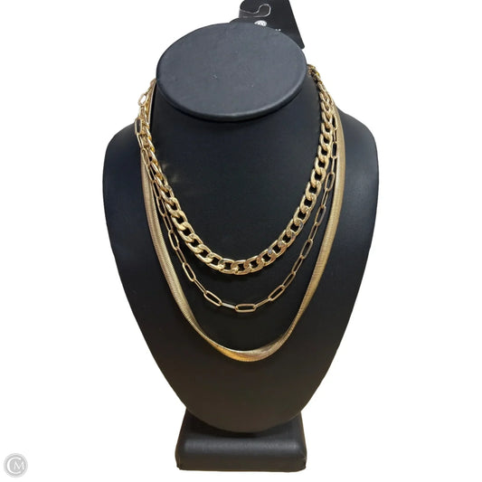 Necklace Layered By Clothes Mentor