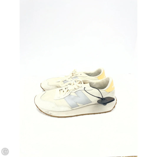 Shoes Sneakers By New Balance In Cream & Purple, Size: 10.5