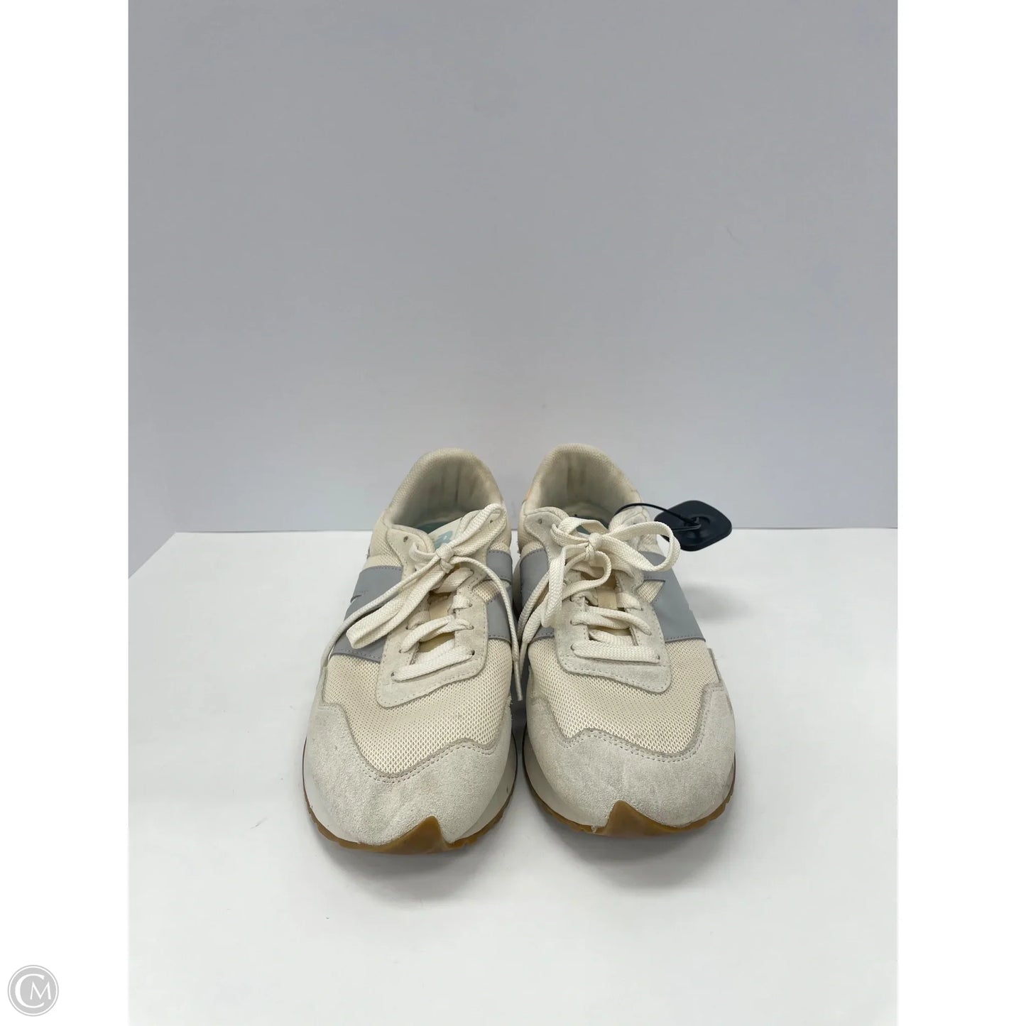 Shoes Sneakers By New Balance In Cream & Purple, Size: 10.5