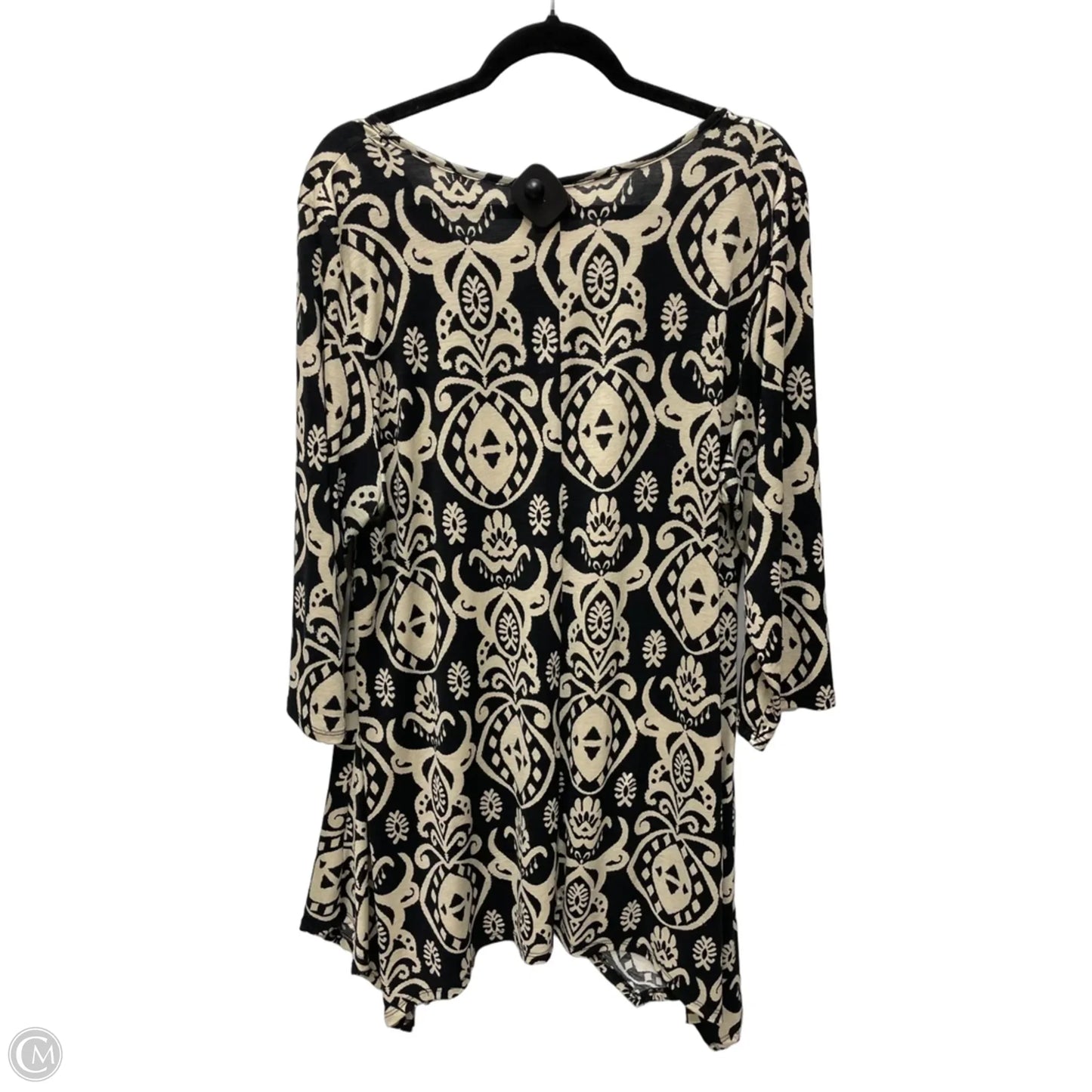 Top Long Sleeve By Clothes Mentor In Black & White, Size: 3x