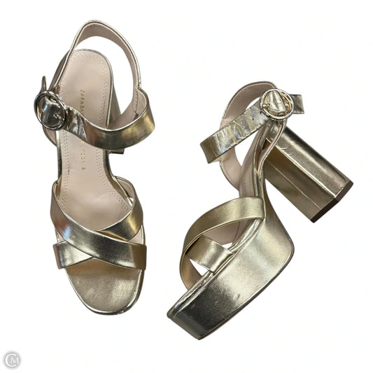 Shoes Heels Block By Zara Basic In Gold, Size: 6.5
