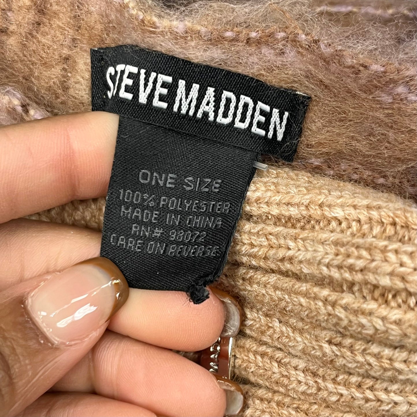 Hat Beanie/Scarf Set By Steve Madden