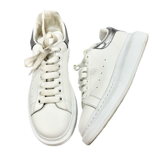 Shoes Luxury Designer By Alexander Mcqueen In White, Size: 11.5