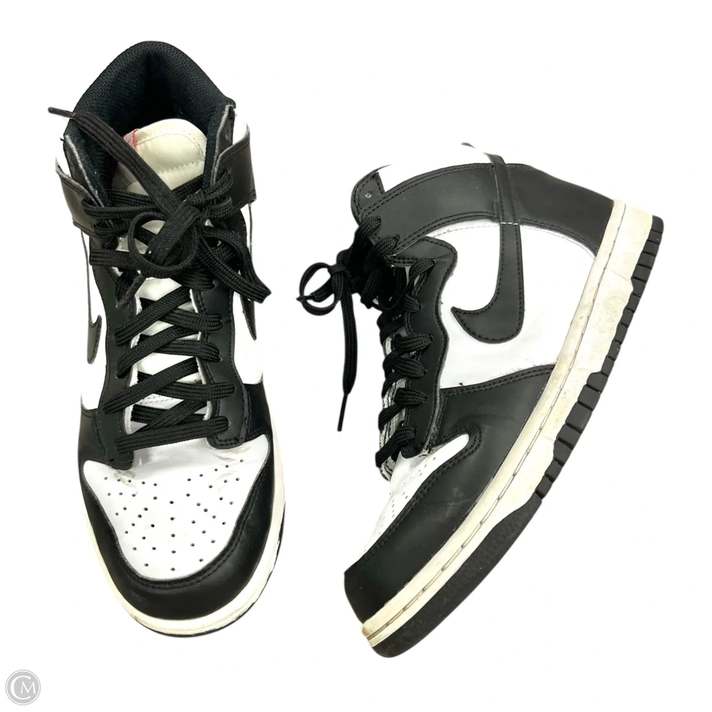 Shoes Sneakers By Nike In Black & White, Size: 8.5