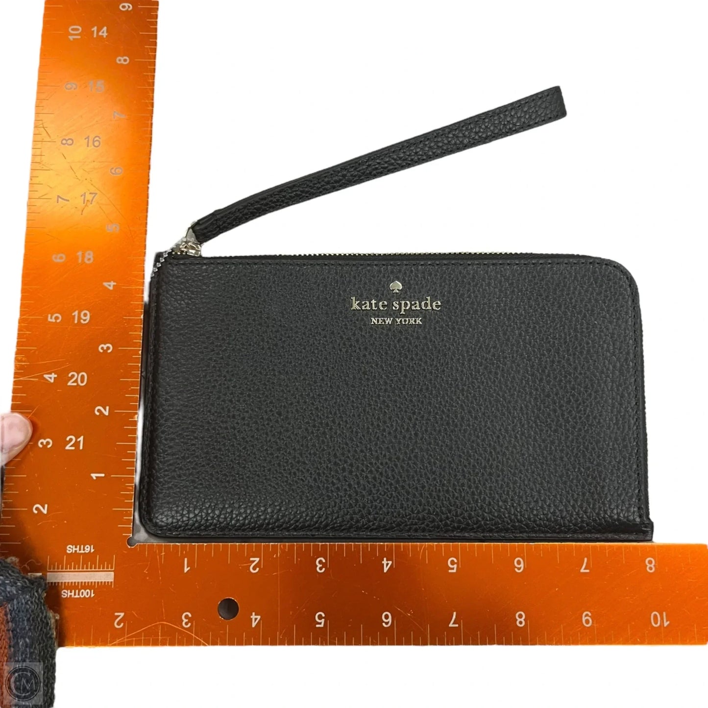 Wristlet Designer By Kate Spade, Size: Medium