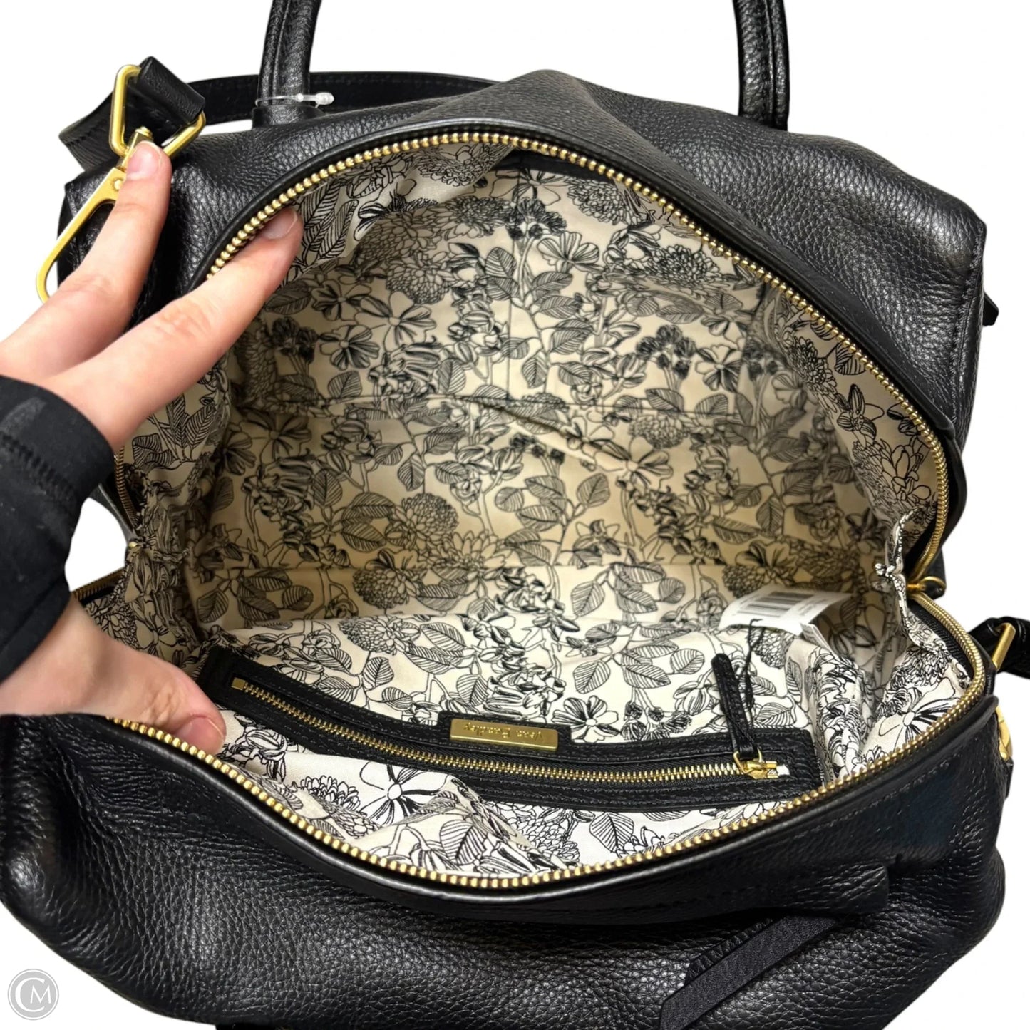 Handbag By Vera Bradley, Size: Medium