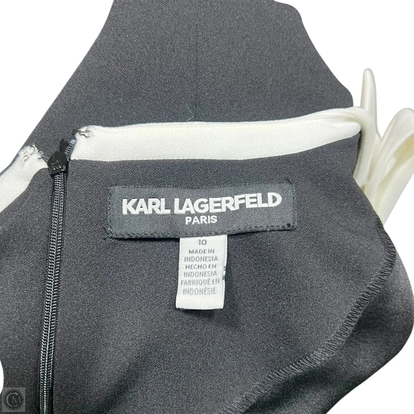 Dress Designer By Karl Lagerfeld In Black & White, Size: M