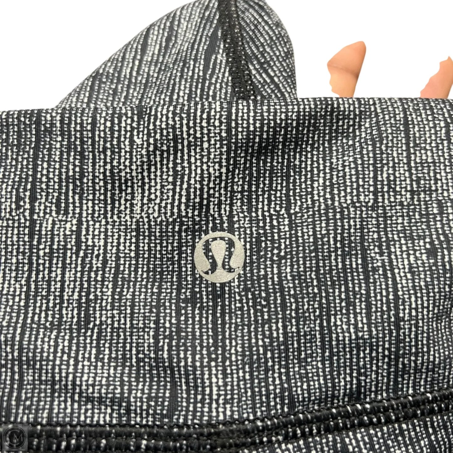 Athletic Leggings Capris By Lululemon In Black & Grey, Size: 0