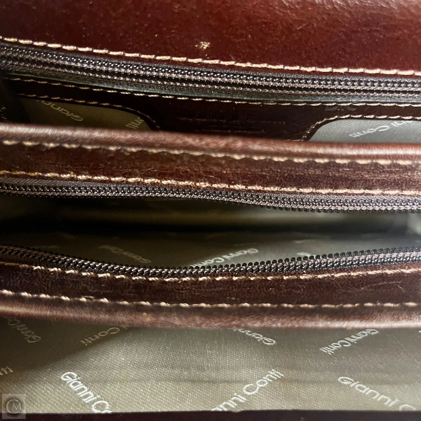Crossbody By Gianni Conti Size: Small