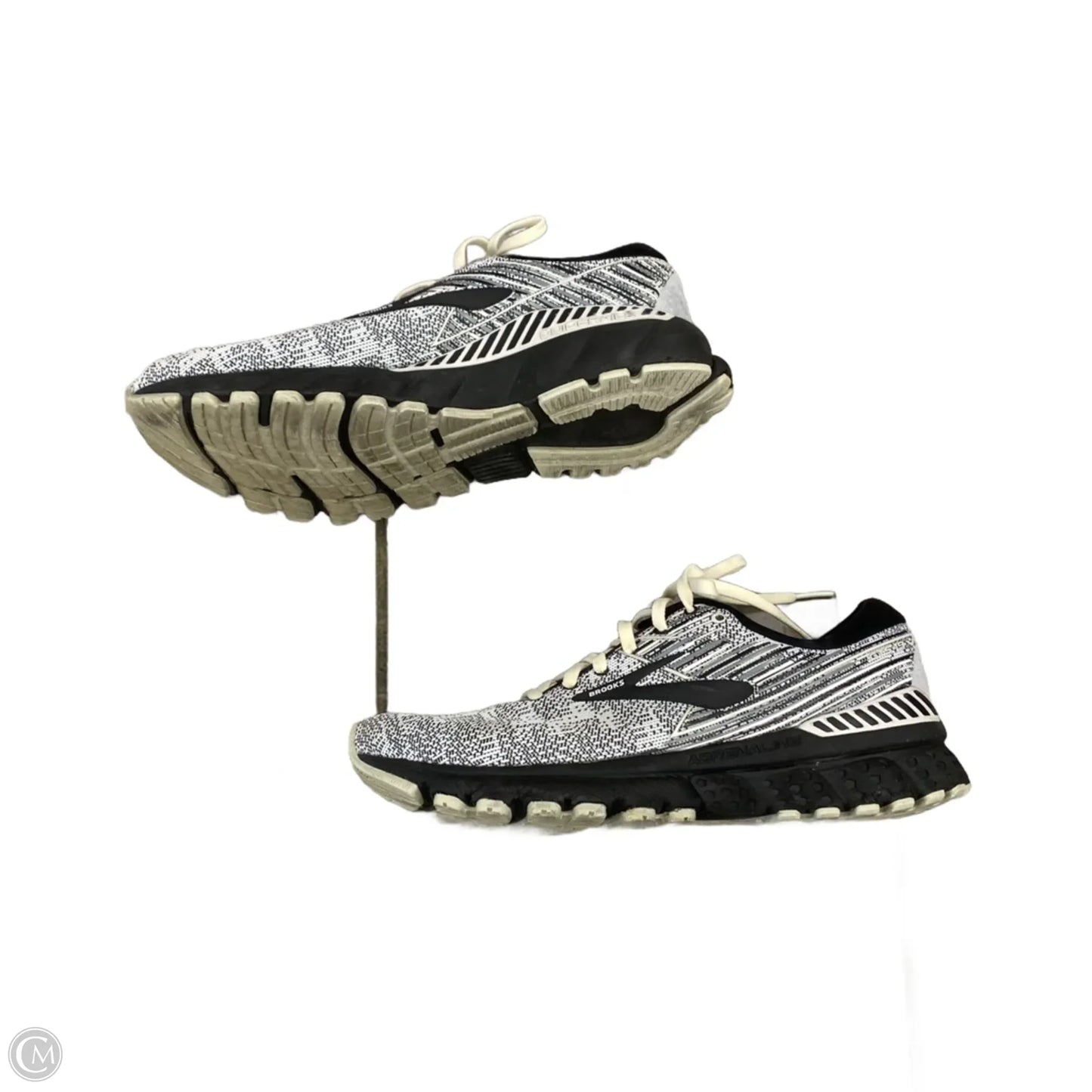 Shoes Athletic By Brooks In Black & Grey, Size: 9