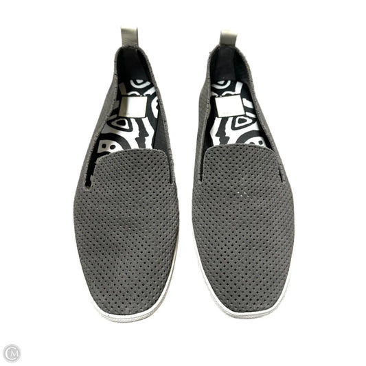 Shoes Flats By Dolce Vita In Grey & White, Size: 9