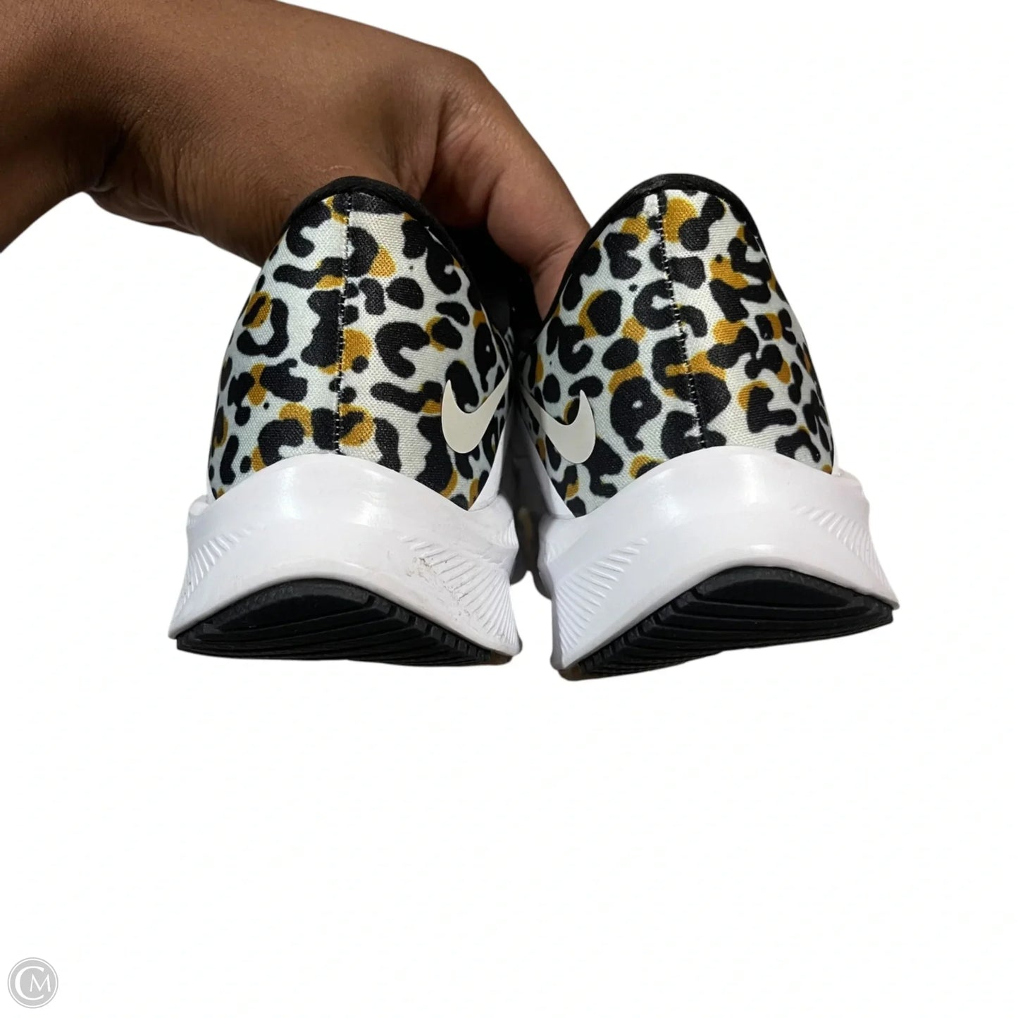 Shoes Athletic By Nike In Black & White, Size: 6