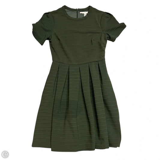 Dress Casual Short By Hutch In Green, Size: M