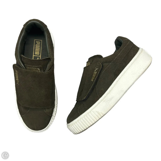 Shoes Sneakers By Puma In Green, Size: 6