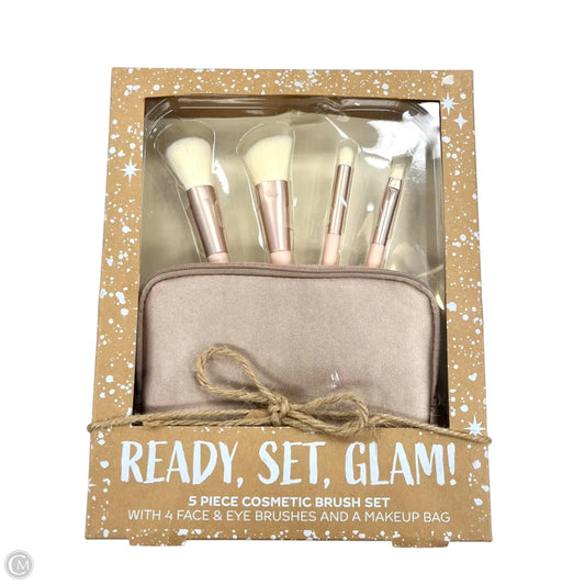 Makeup Set , Size: Medium