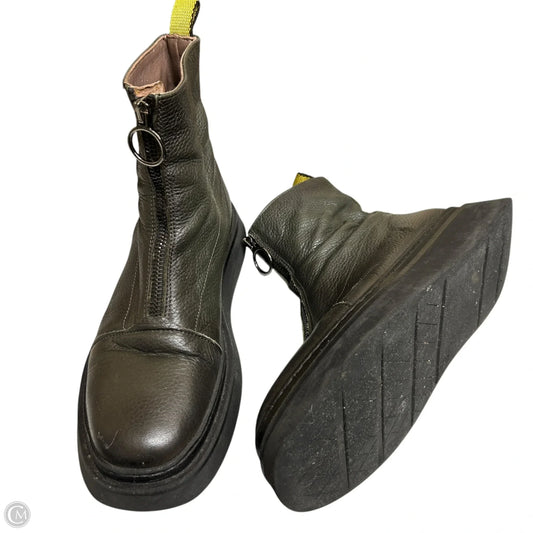Boots Ankle Flats By Mj Us In Green, Size: 7.5