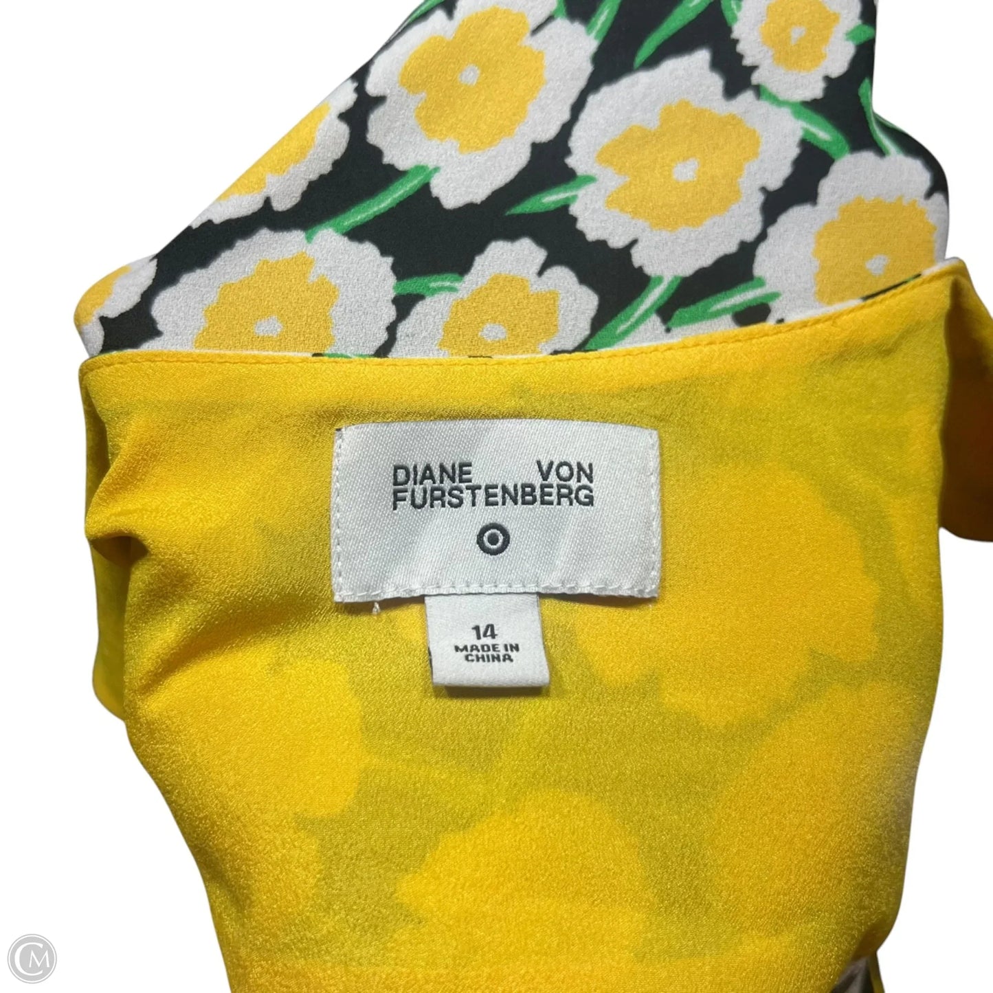 Dress Casual Short By Target-designer In Black & Yellow, Size: L