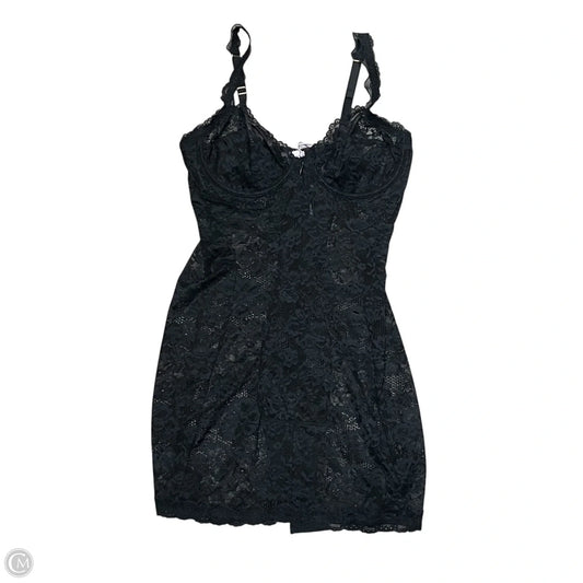 Dress Casual Short By Savage X Fenty In Black, Size: L