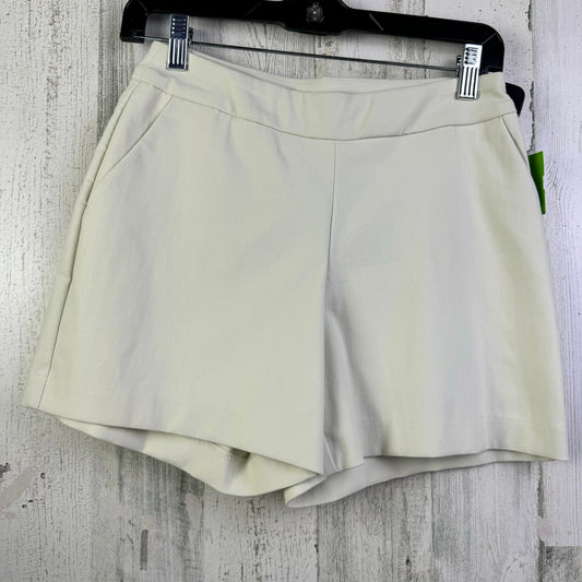 Cream Shorts Clothes Mentor, Size 0