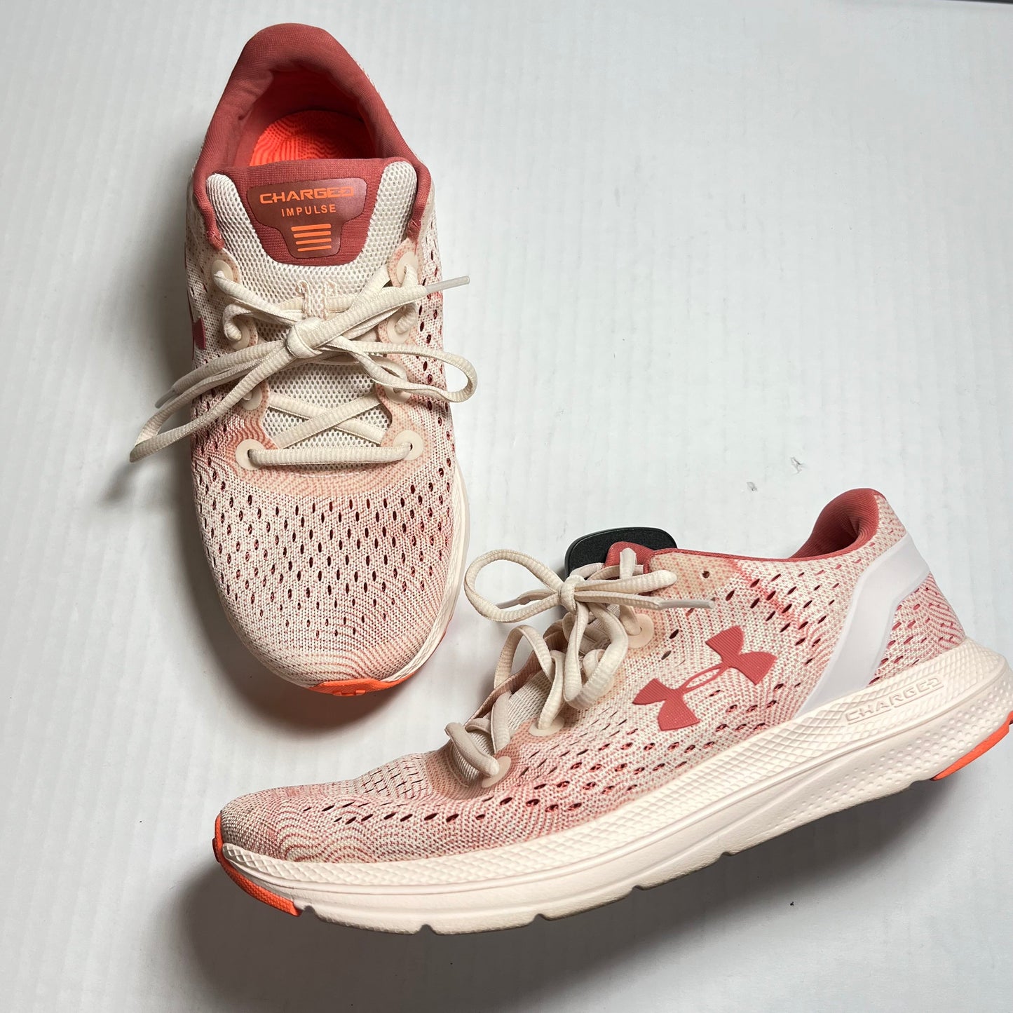 Shoes Athletic By Under Armour In Cream & Pink, Size: 9