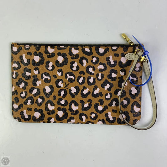 Wristlet Luxury Designer By Louis Vuitton, Size: Medium
