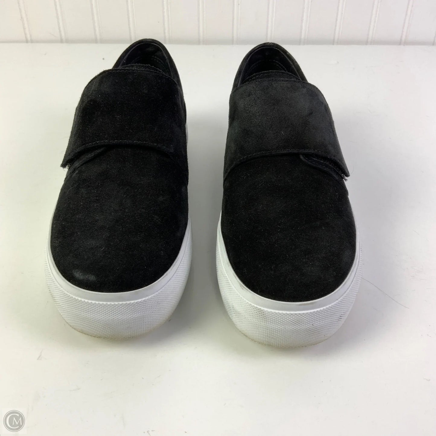 Shoes Flats By Vince In Black, Size: 9