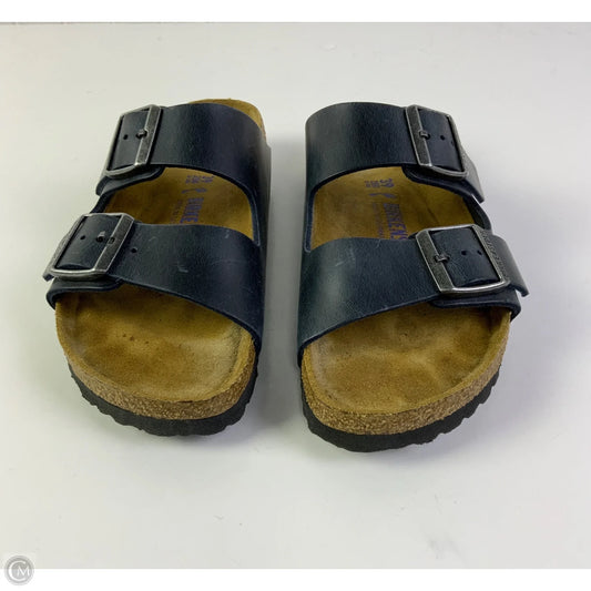 Sandals Flats By Birkenstock In Navy, Size: 8