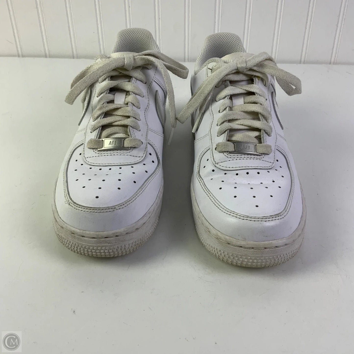 Shoes Athletic By Nike In White, Size: 7