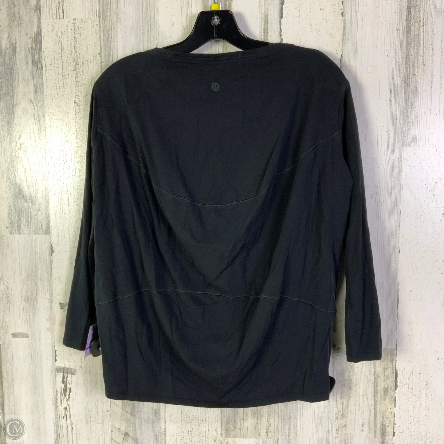 Athletic Top Long Sleeve Crewneck By Lululemon In Black, Size: M