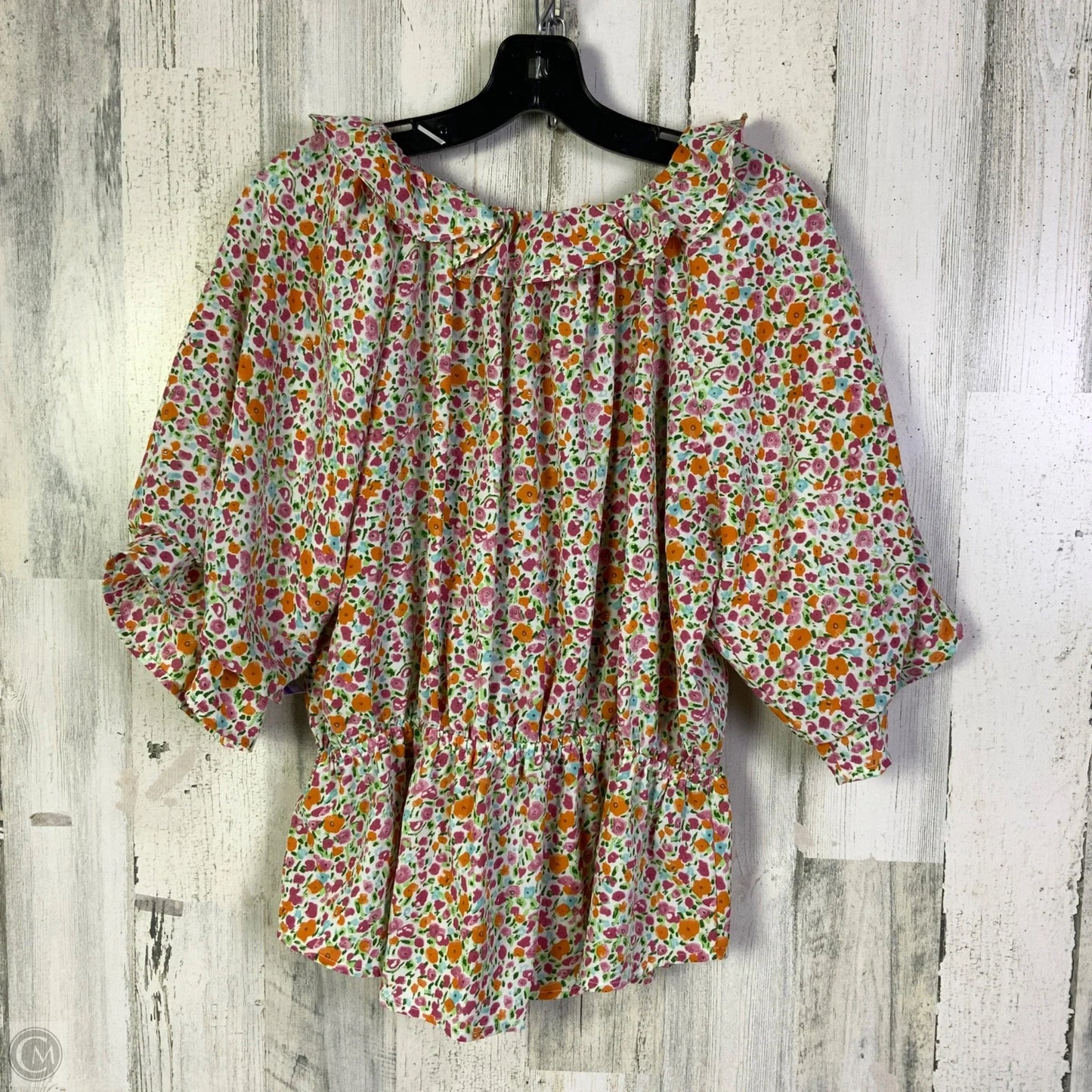 Top Short Sleeve By Entro In White, Size: L