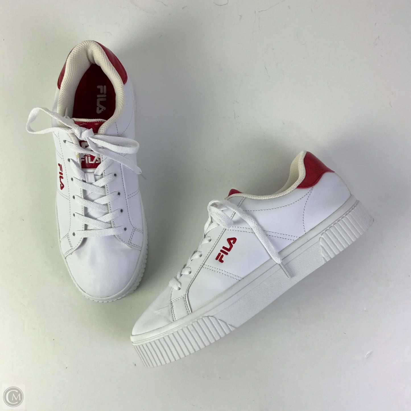 Shoes Sneakers By Fila In White, Size: 11