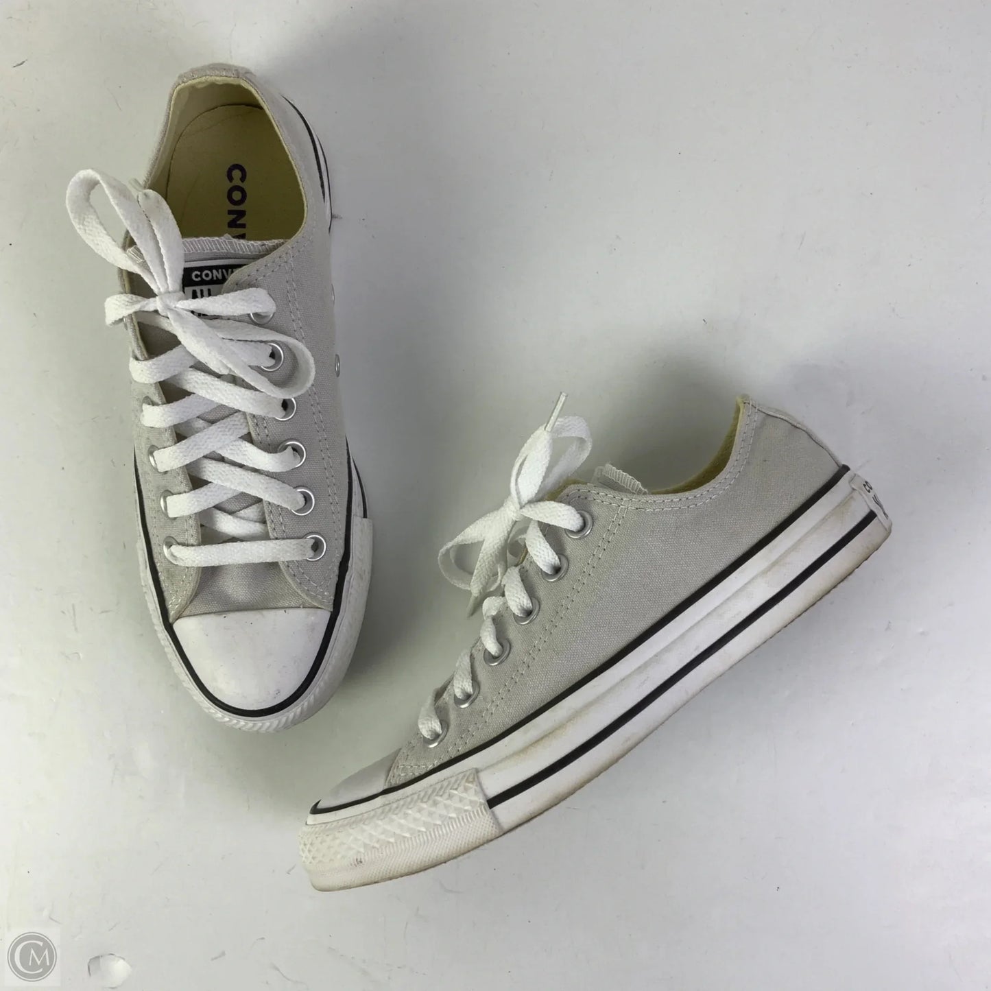 Shoes Sneakers By Converse In Grey, Size: 6.5