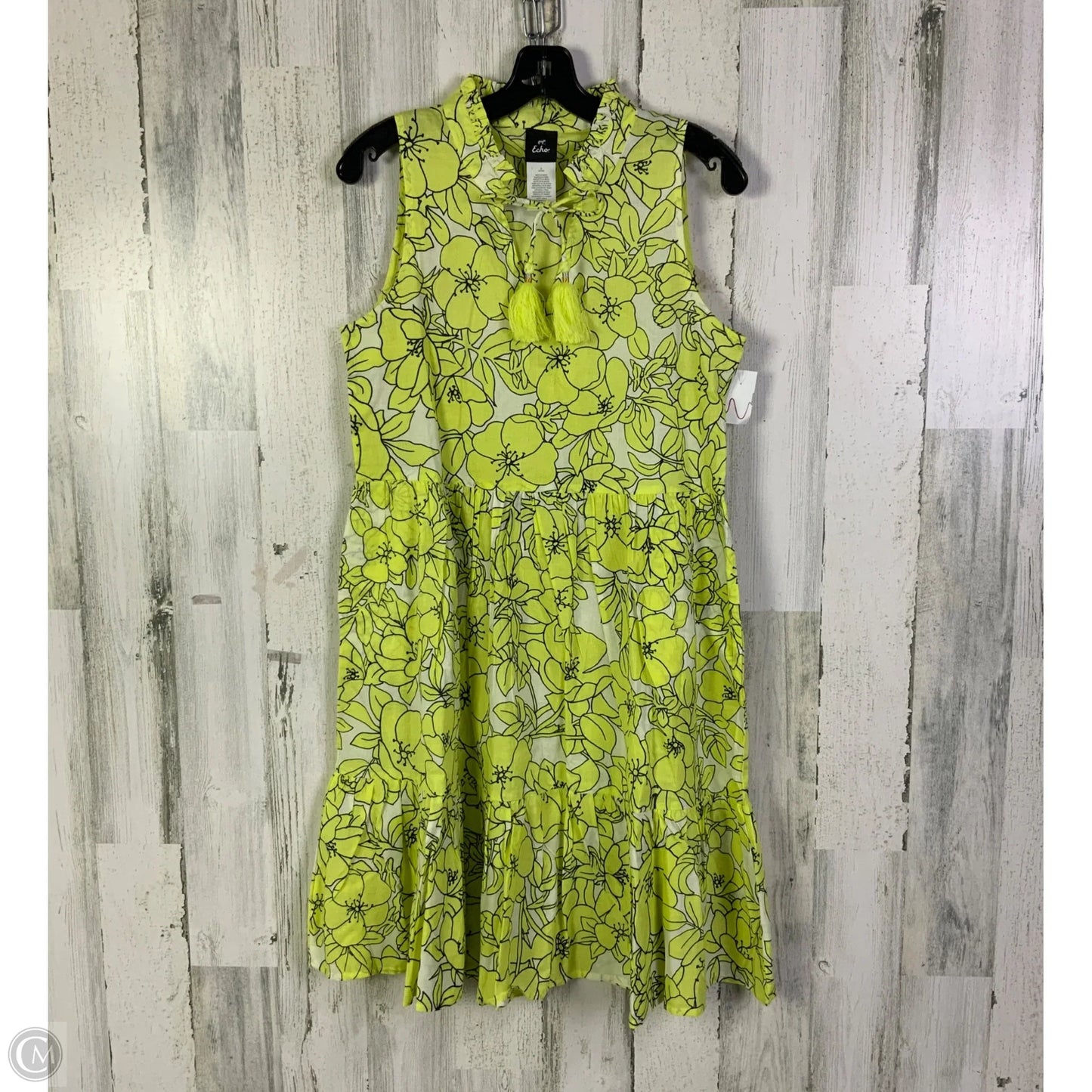 Dress Casual Short By Echo In White & Yellow, Size: M