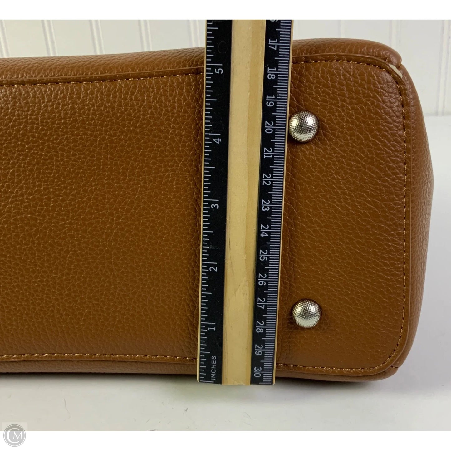 Handbag By Clothes Mentor, Size: Medium