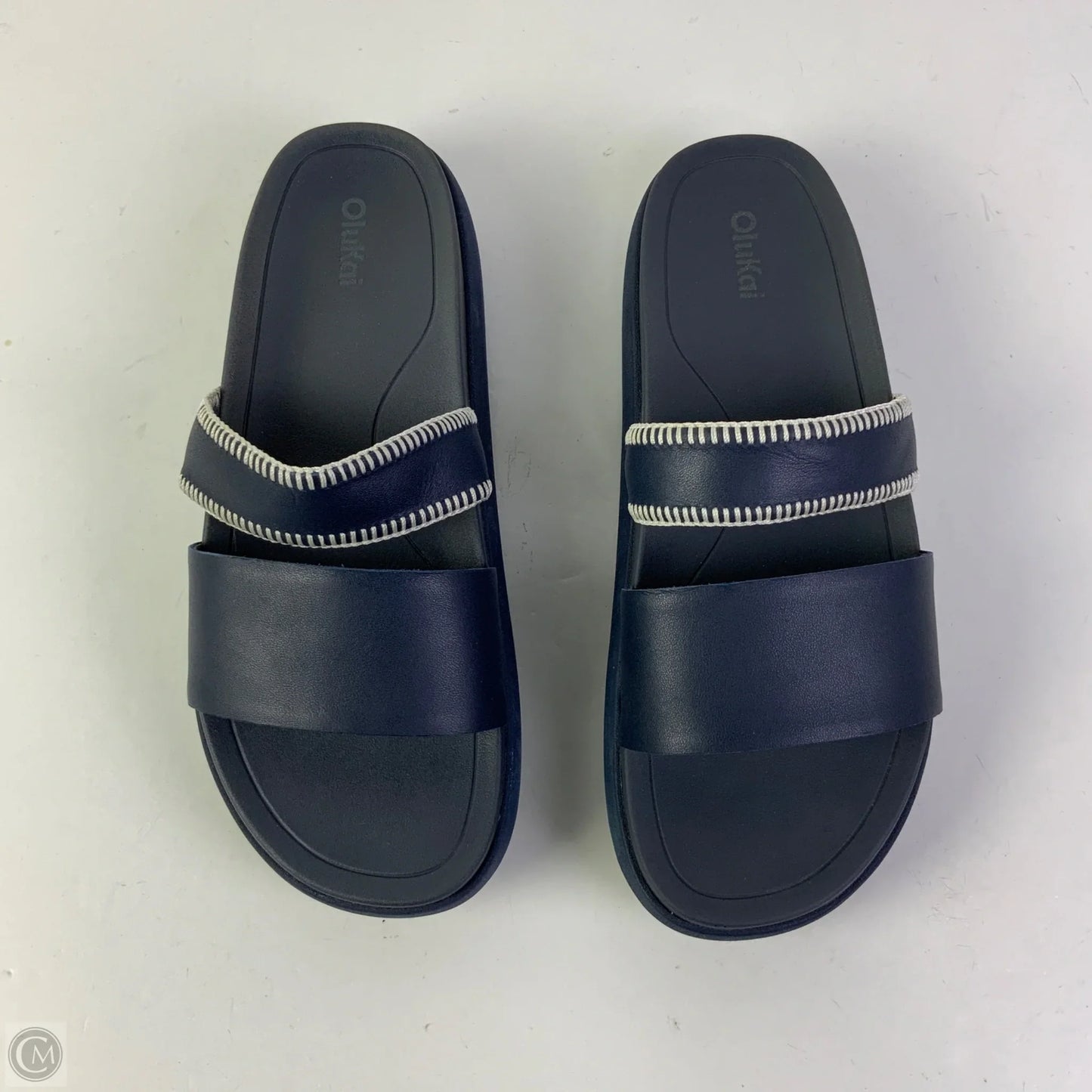 Sandals Flats By Olukai In Navy, Size: 10