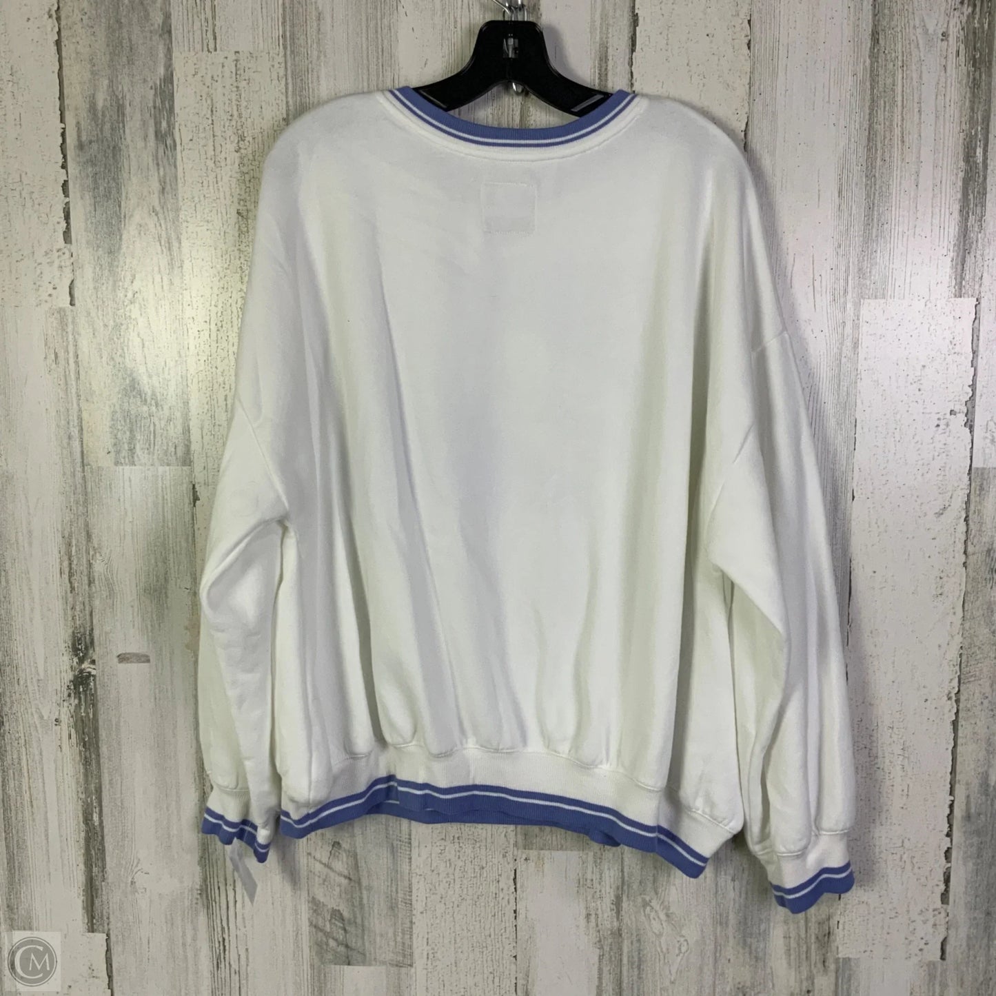 Sweatshirt Crewneck By Clothes Mentor In White, Size: Xl