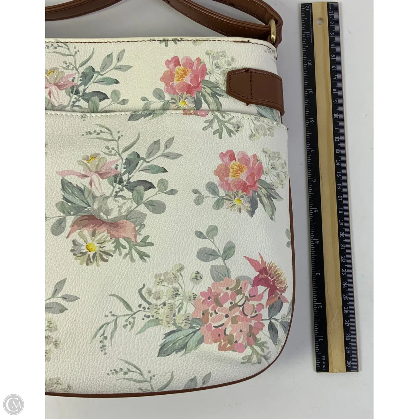Crossbody By Clothes Mentor, Size: Medium