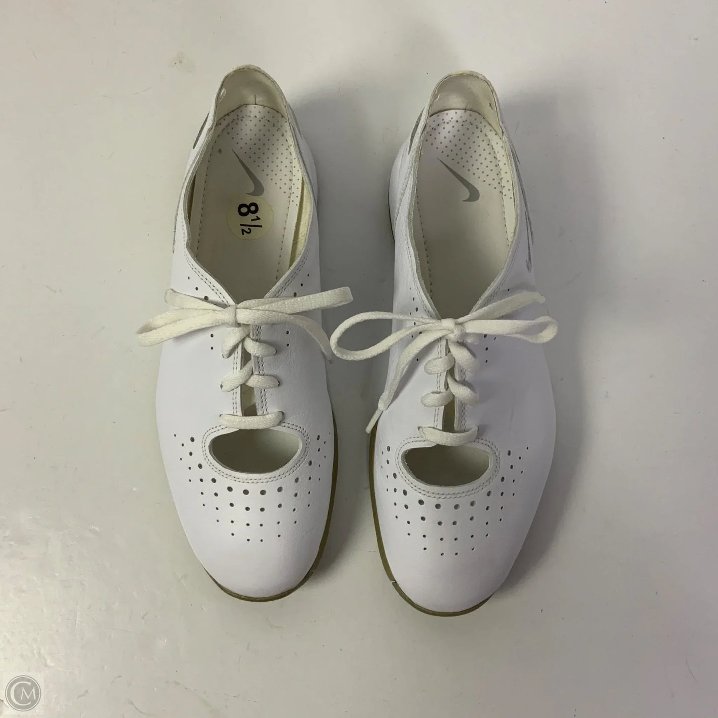 Shoes Athletic By Nike In White, Size: 8.5