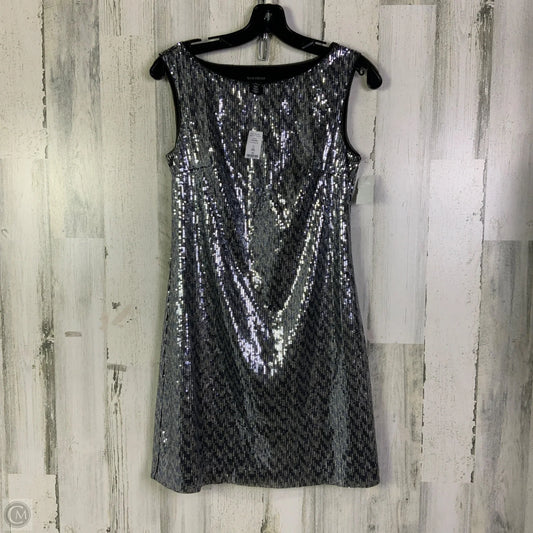 Dress Party Short By White House Black Market In Silver, Size: Xs