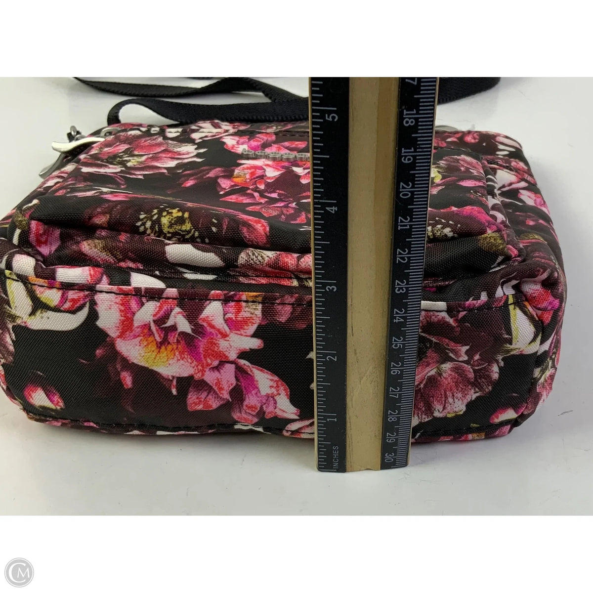 Crossbody By Baggallini, Size: Medium