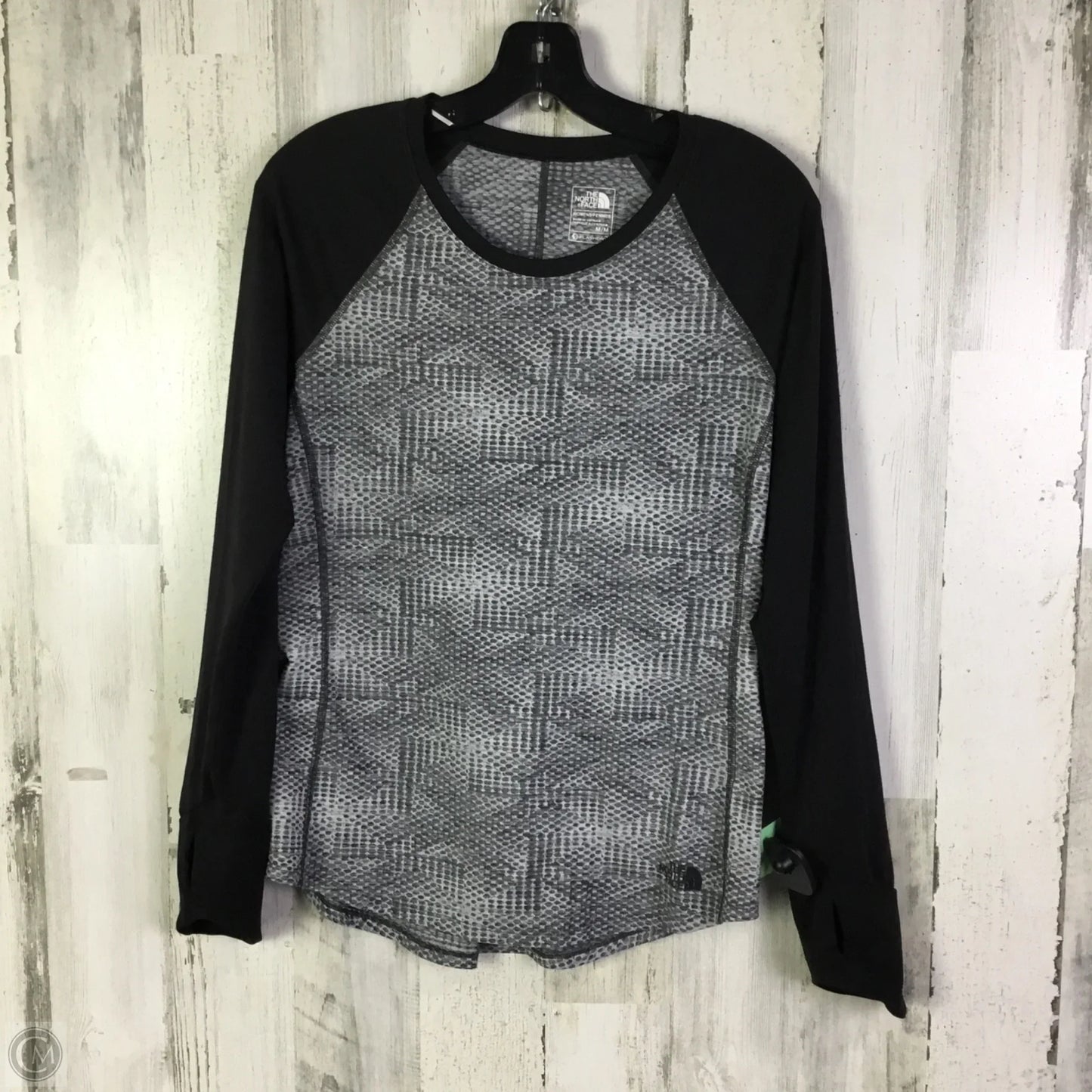Athletic Top Long Sleeve Crewneck By The North Face In Black & Grey, Size: M