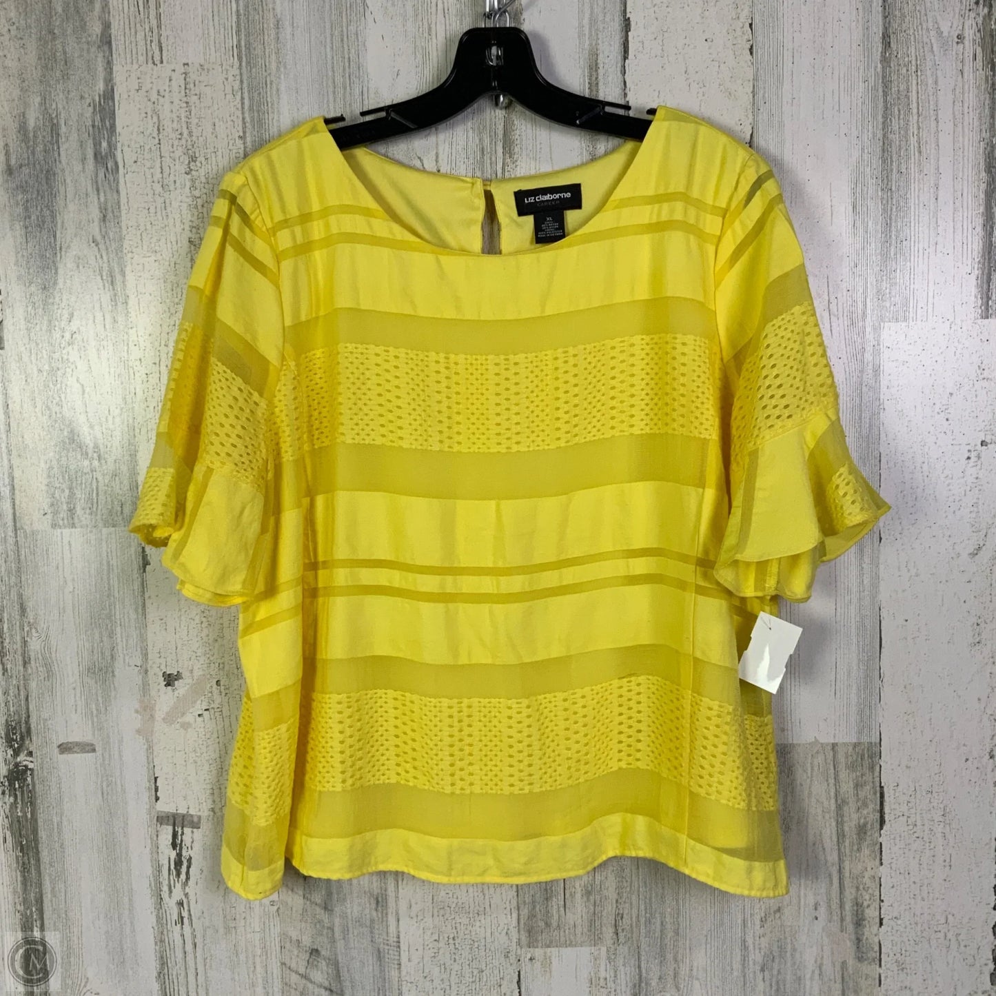 Top Short Sleeve By Liz Claiborne In Yellow, Size: Xl