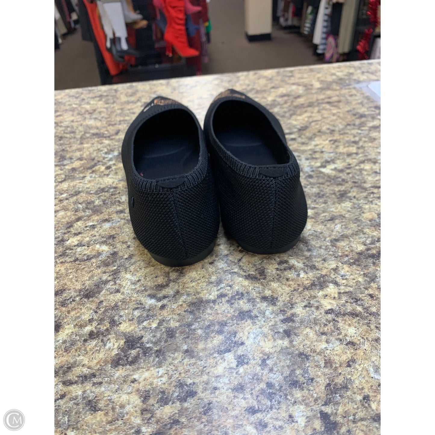 Shoes Flats By Vivaia In Black, Size: 9.5