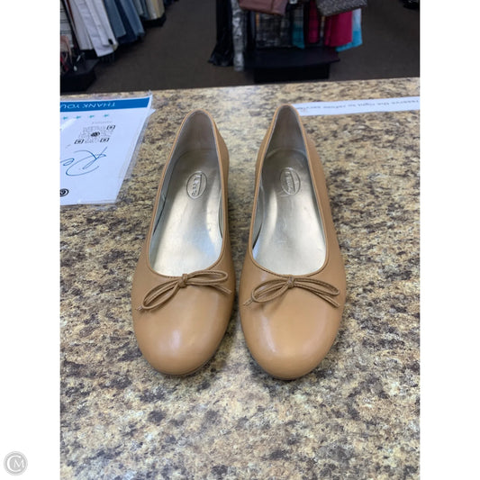 Shoes Flats By Talbots In Tan, Size: 9.5