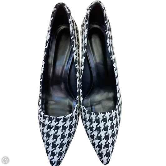 Shoes Heels Kitten By Clothes Mentor In Black & White, Size: 9