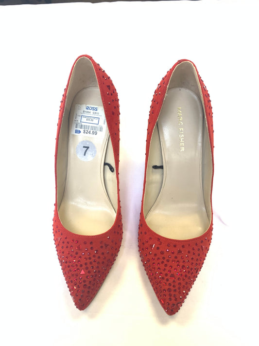 Shoes Heels Kitten By Marc Fisher In Red, Size: 7