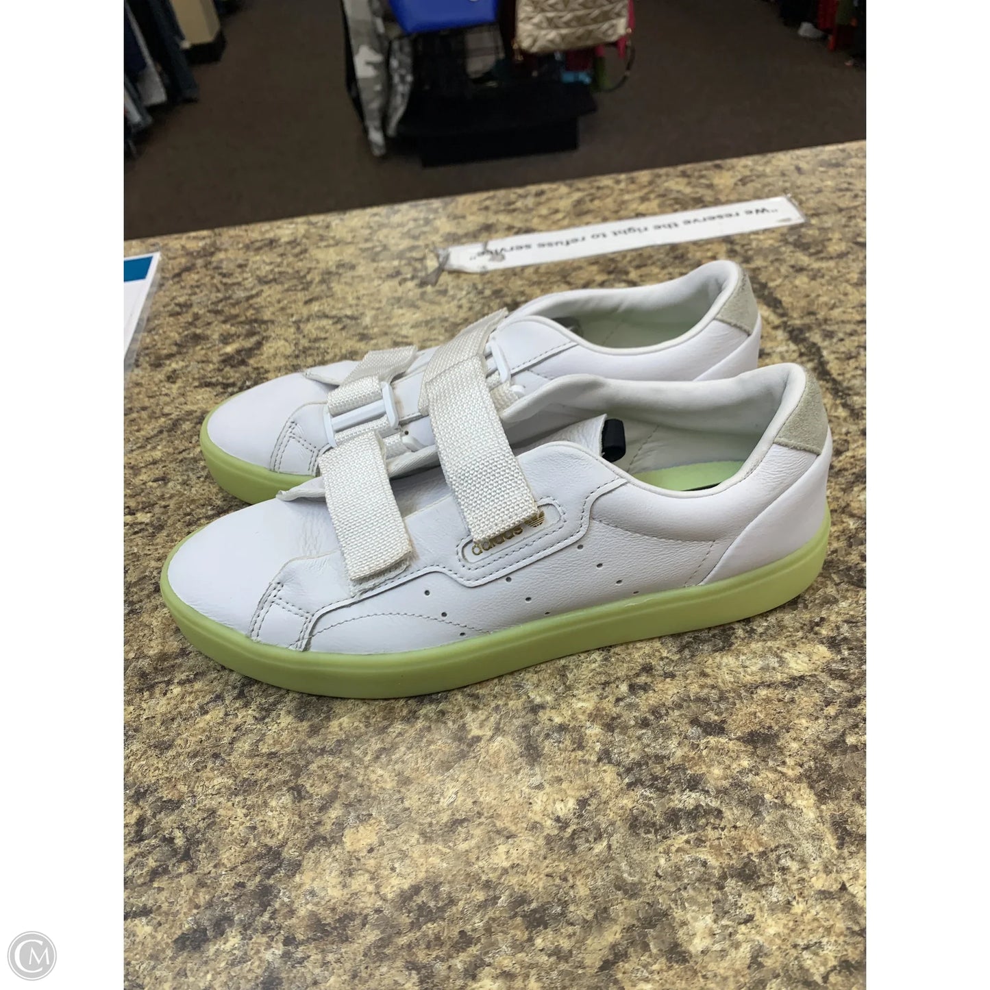 Shoes Sneakers By Adidas In White, Size: 8