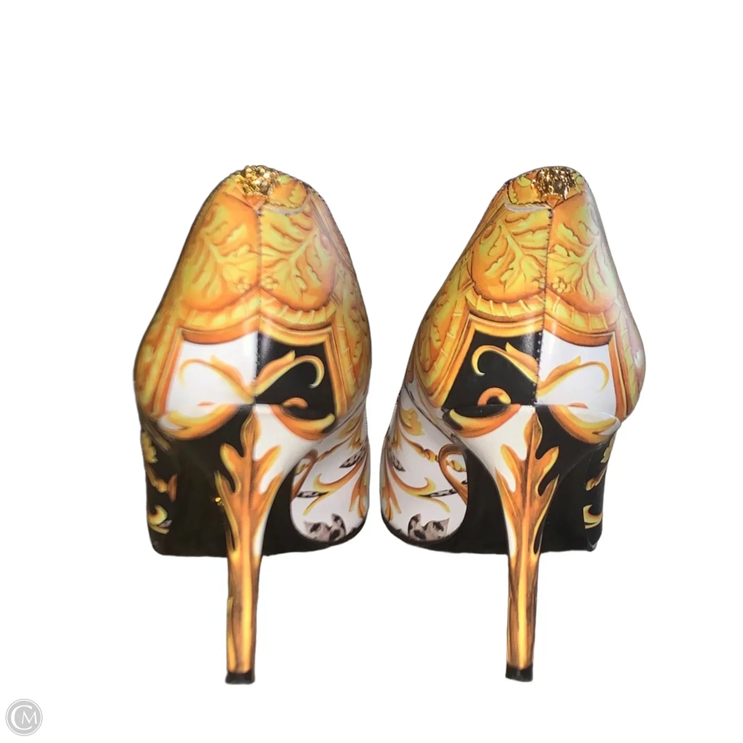 Shoes Luxury Designer By Versace In Gold & White, Size: 6