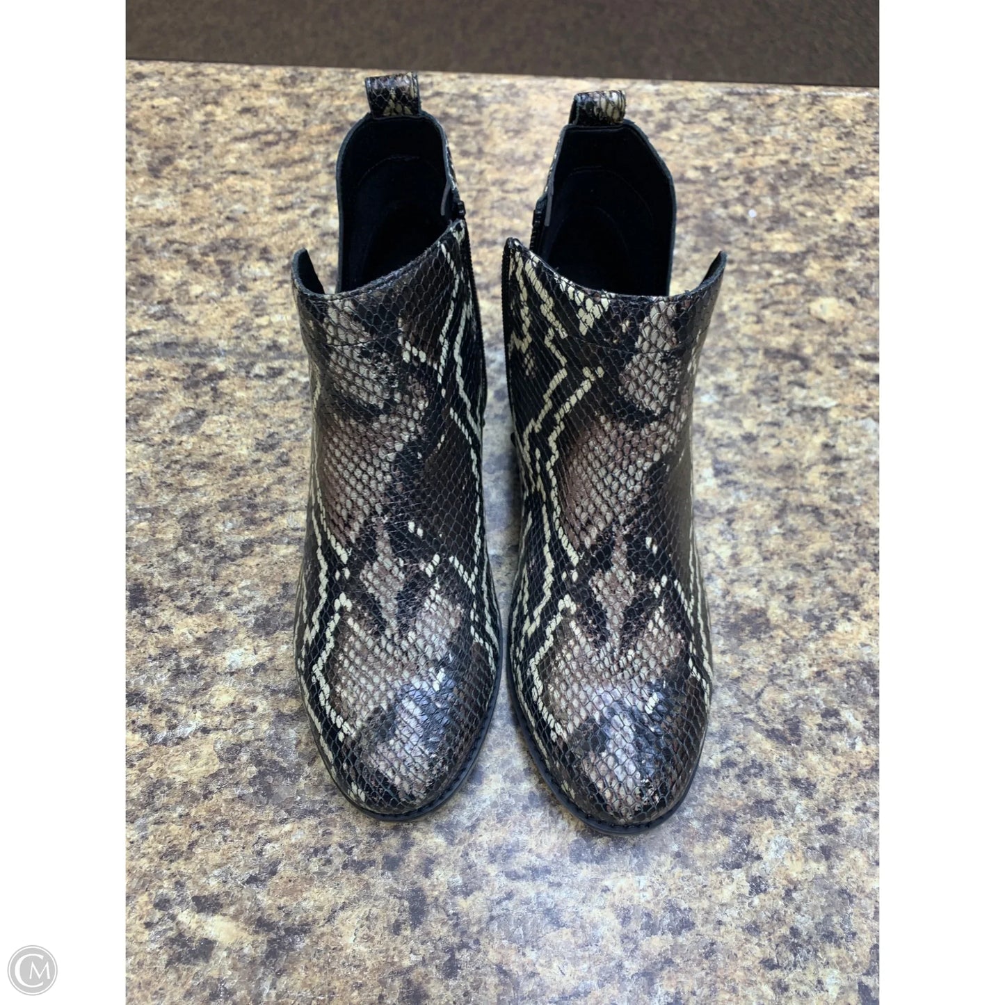Boots Ankle Flats By Vionic In Snakeskin Print, Size: 8.5